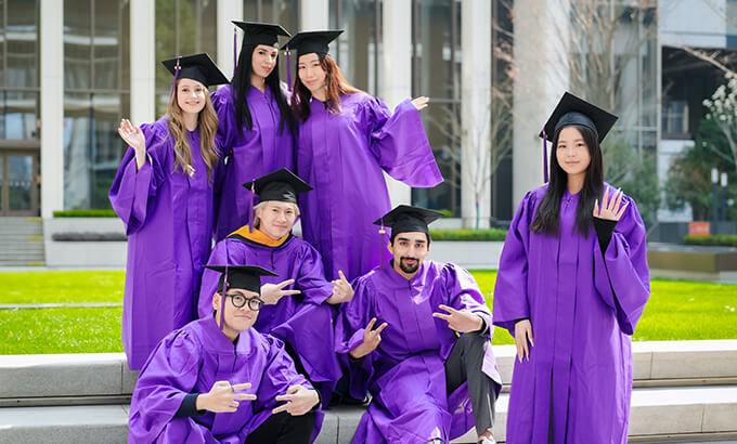 ​​Meet the Seniors